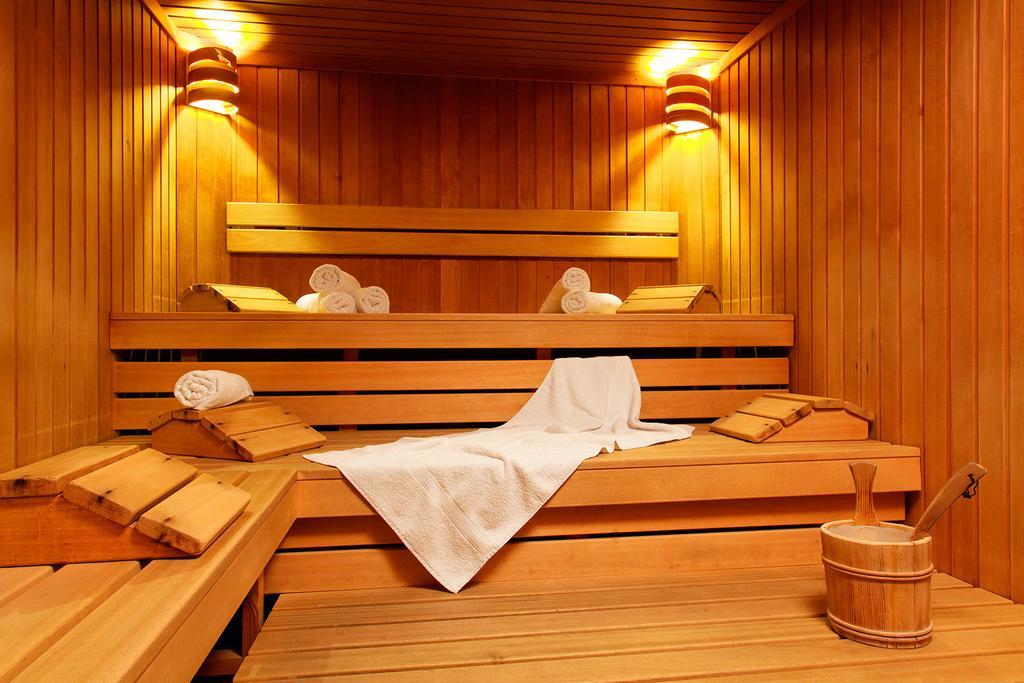 Ferienland Stubai Aparthotel Fulpmes Exterior photo