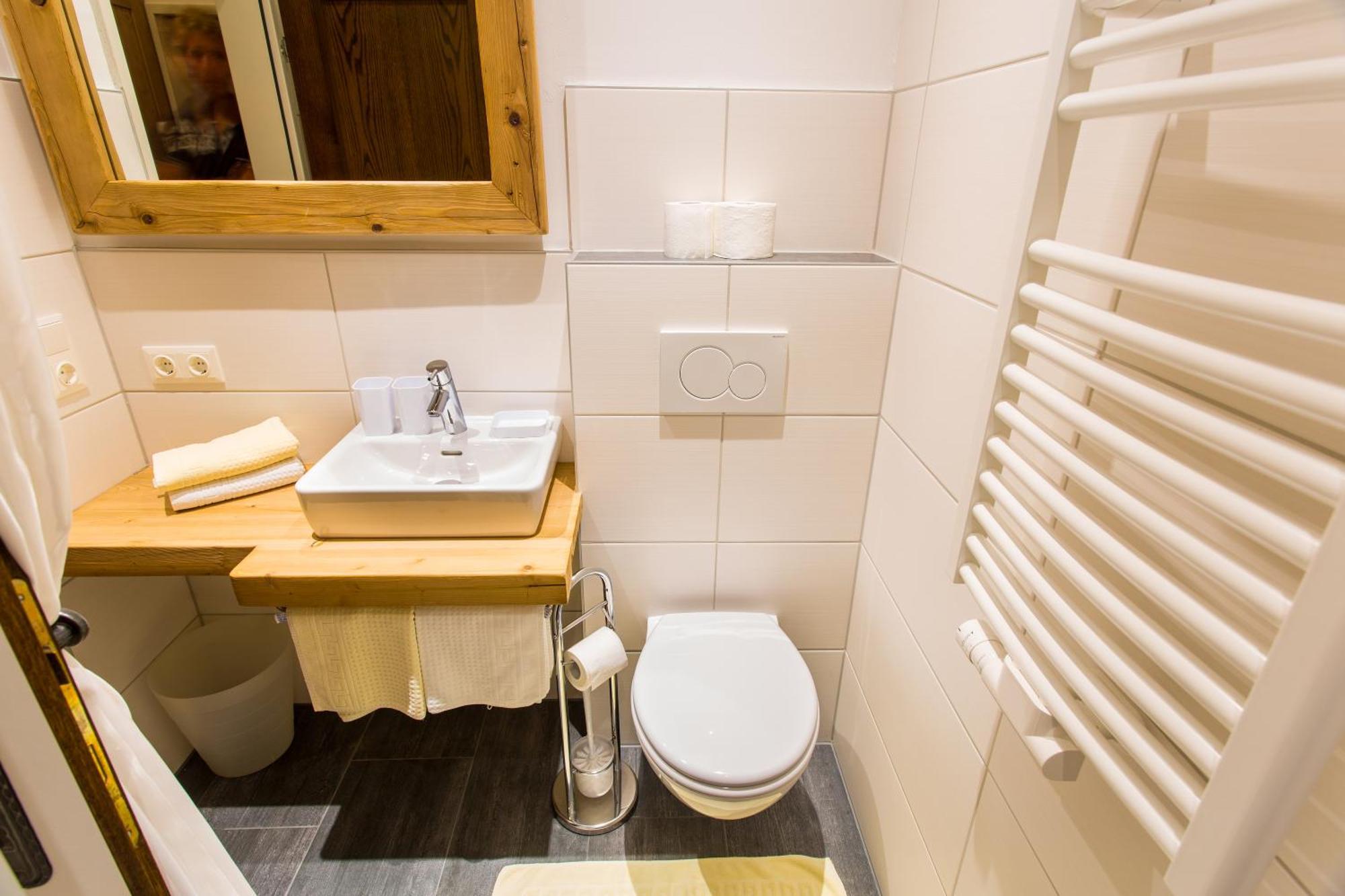 Ferienland Stubai Aparthotel Fulpmes Room photo